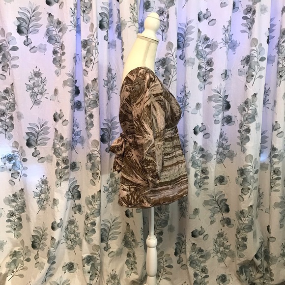 BCBG Max Azria Brown V Neck Blouse w/ Tie Detail and Exposed Zipper size Small - Picture 2 of 12